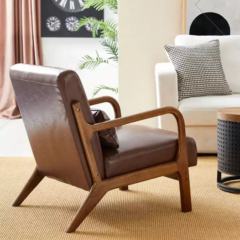 Poltrona in similpelle stile Mid-Century Modern, struttura in legno di gomma color noce, caffè: Bassa, rivestimento in PU