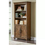 Libreria tradizionale Porter da 74" in legno con ante, colore marrone