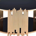 Tavolino Tanquin 37" con ripiano in vetro temperato nero e finitura oro: Base a piedistallo rotonda, vetro temperato, ripiano a giorno