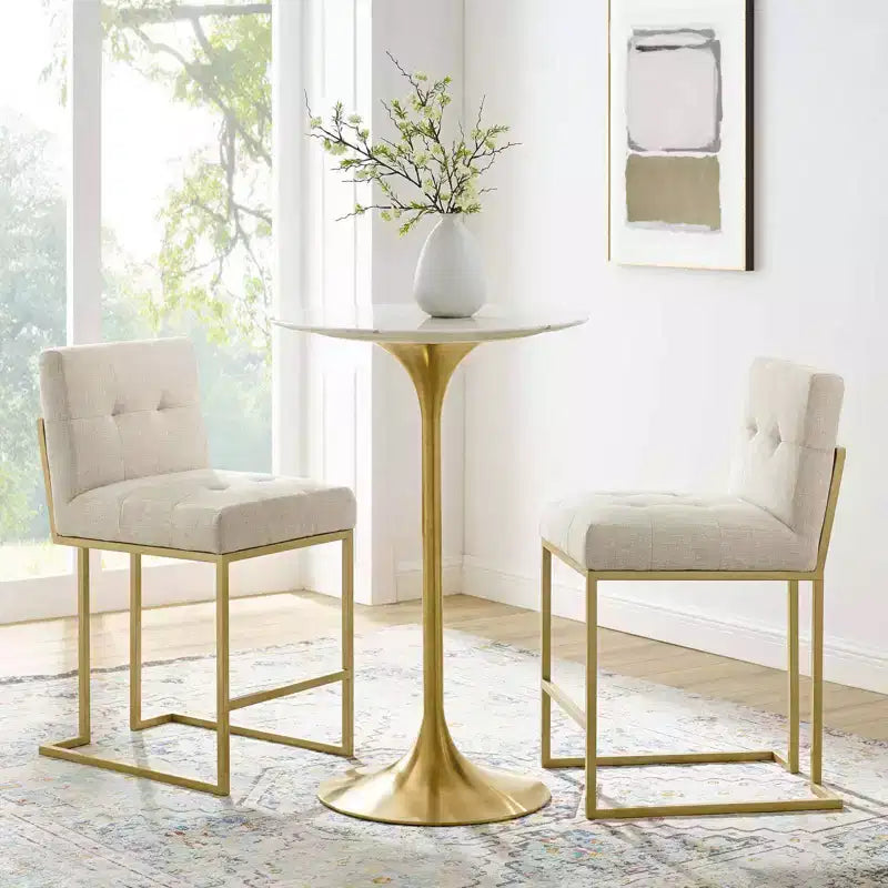 Sgabelli da bar imbottiti in tessuto color oro Privy ad altezza bancone