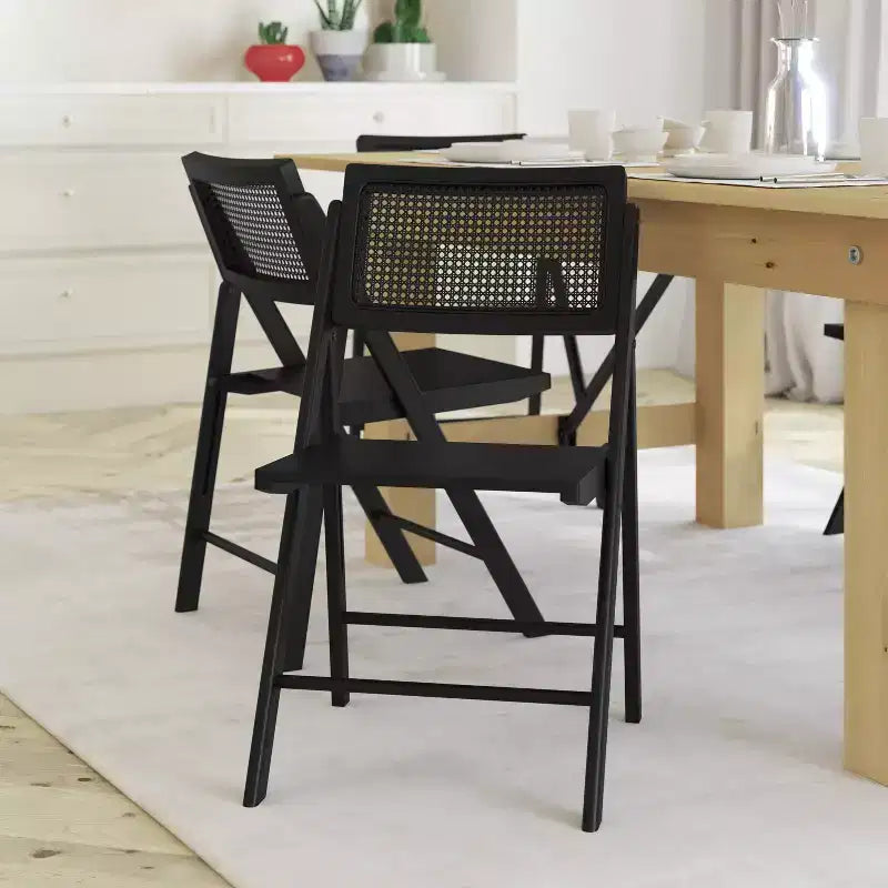 Sedie Pieghevoli in Rattan con Struttura e Seduta in Legno Massello e Schienale Traspirante in Rattan Intrecciato
